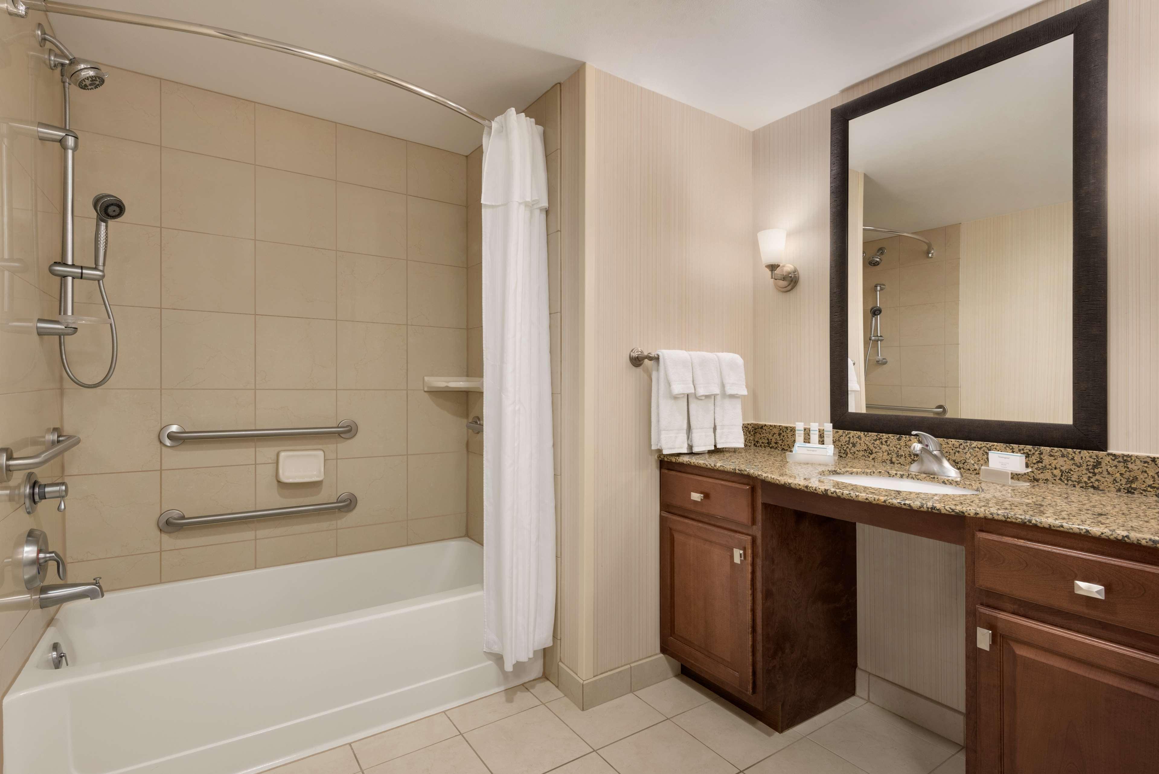 Homewood Suites By Hilton Madison West Exterior photo