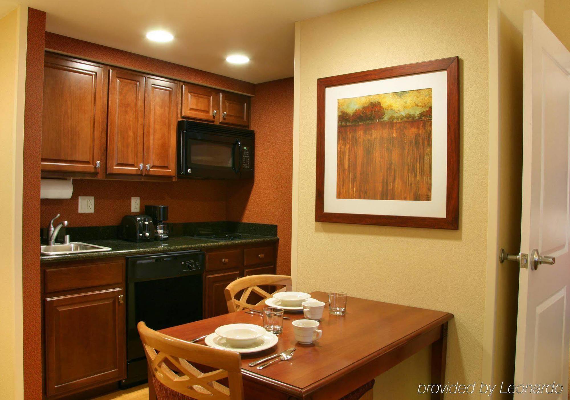 Homewood Suites By Hilton Madison West Room photo